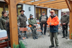 einweisung-durch-den-hundeobmann-scaled